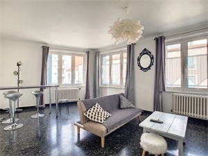 appartement à la vente -   63000  CLERMONT-FERRAND, surface 93 m2 vente appartement - APR675821